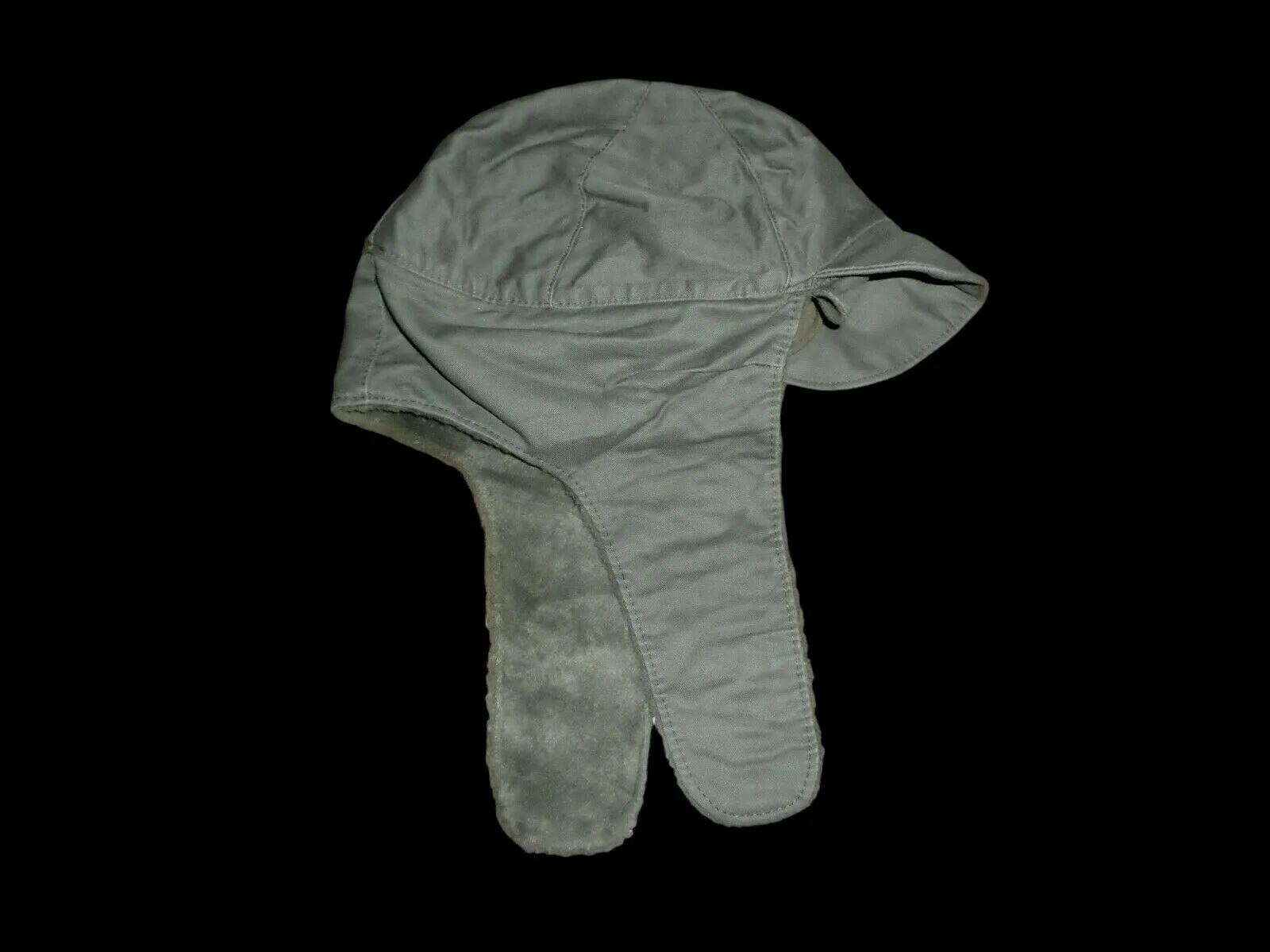 GERMAN MILITARY ARMY OD GREEN COLD WEATHER WINTER CAP/HAT EAR FLAPS SIZE 64 XXL